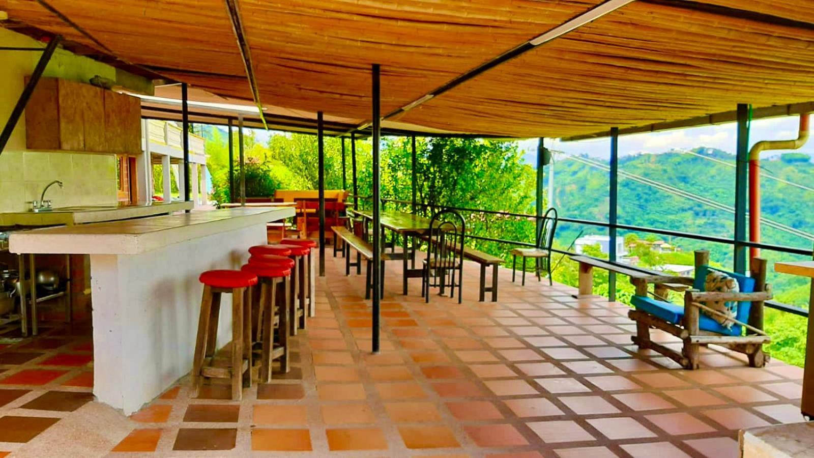 Mountain View Hostel San Peregrino Exterior photo